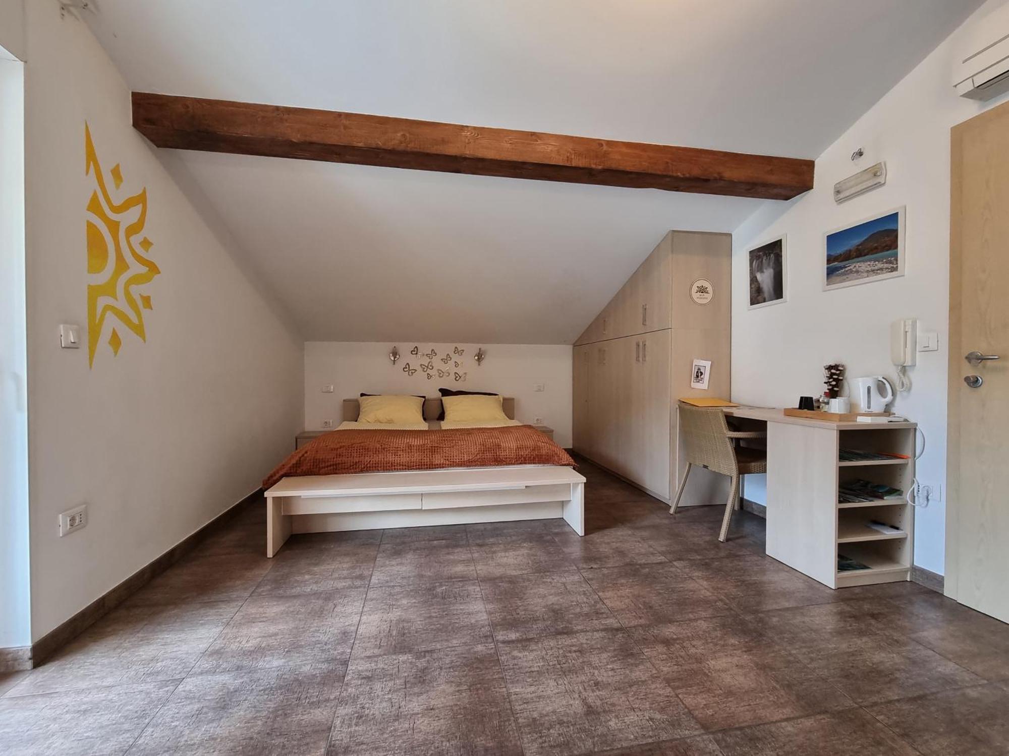 Apartment&Rooms HISA SONCA Kobarid Buitenkant foto